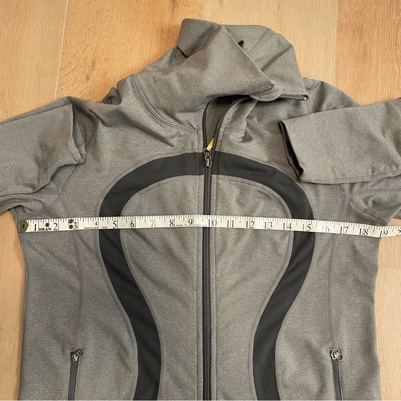 LULULEMON Gray Define Jacket - Picture 9 of 10